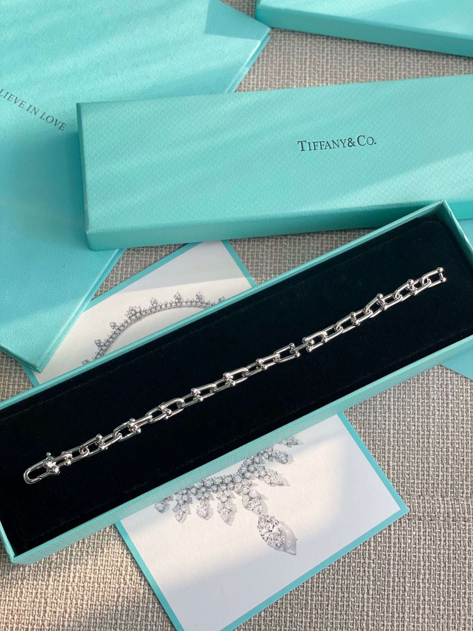 Wire Bracelet in Yellow Gold, Micro Link Bracelet in Yellow Gold - TIFFANY