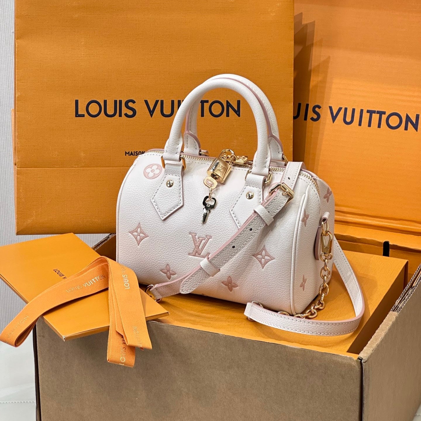 Speedy Cream - LOUIS VUITTON