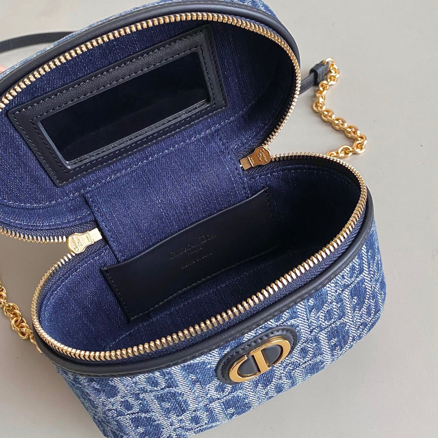 Caro Vanity - DIOR