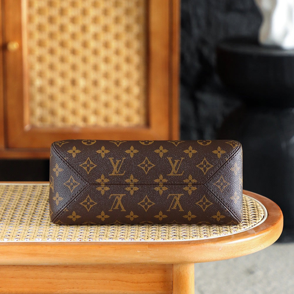 Hobo - LOUIS VUITTON