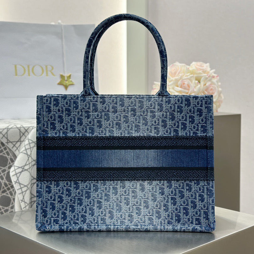 Book Tote Medium - DIOR
