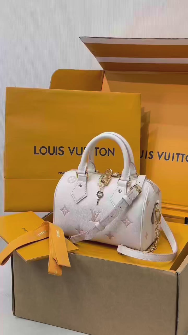 Speedy Cream - LOUIS VUITTON